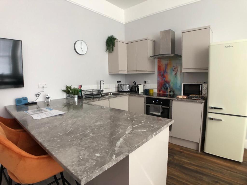 5 Spa Court, Boutique Holiday Apartment In Torquay Ngoại thất bức ảnh